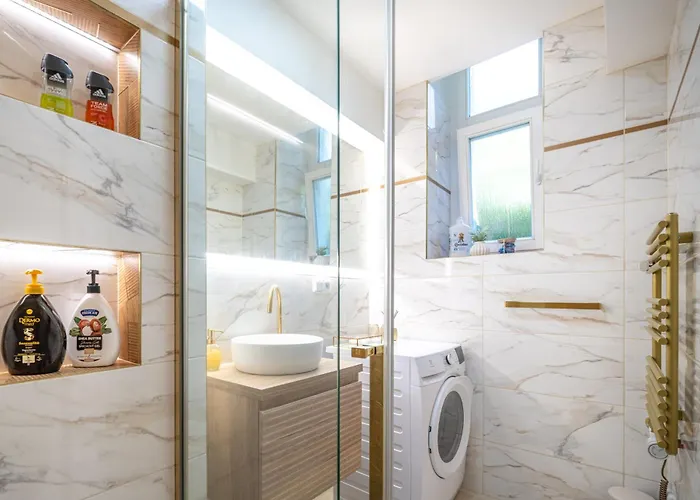 Spacious 2Br Apartment - 90M2 - Parking - 4Min Colonnade Mariánské Lázně