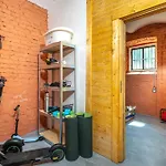 Spacious 2br - 90m2 - Parking - 4min Colonnade 公寓 玛丽亚温泉