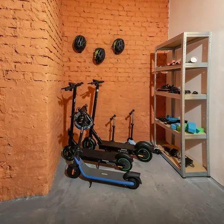 Luxury New Near The Colonnade With Parking & 4 Min To The Center - Near The Forest Апартаменты