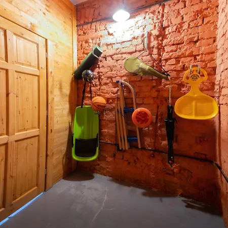 Апартаменты Luxury New Near The Colonnade With Parking & 4 Min To The Center - Near The Forest *