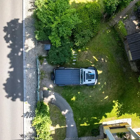 Luxury New Near The Colonnade With Parking & 4 Min To The Center - Near The Forest 아파트 마리안스케 라즈네