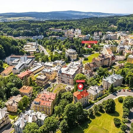 Апартаменты Luxury New Near The Colonnade With Parking & 4 Min To The Center - Near The Forest *