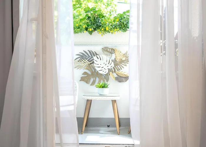 Daire Spacious 2Br Apartment - 90M2 - Parking - 4Min Colonnade *