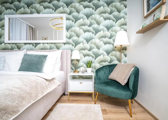 Spacious 2Br Apartment - 90M2 - Parking - 4Min Colonnade Апартаменты