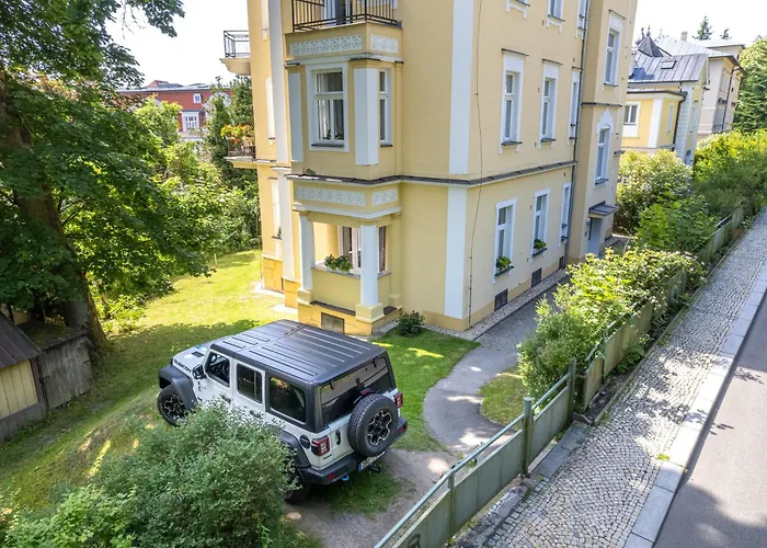 Spacious 2Br Apartment - 90M2 - Parking - 4Min Colonnade *